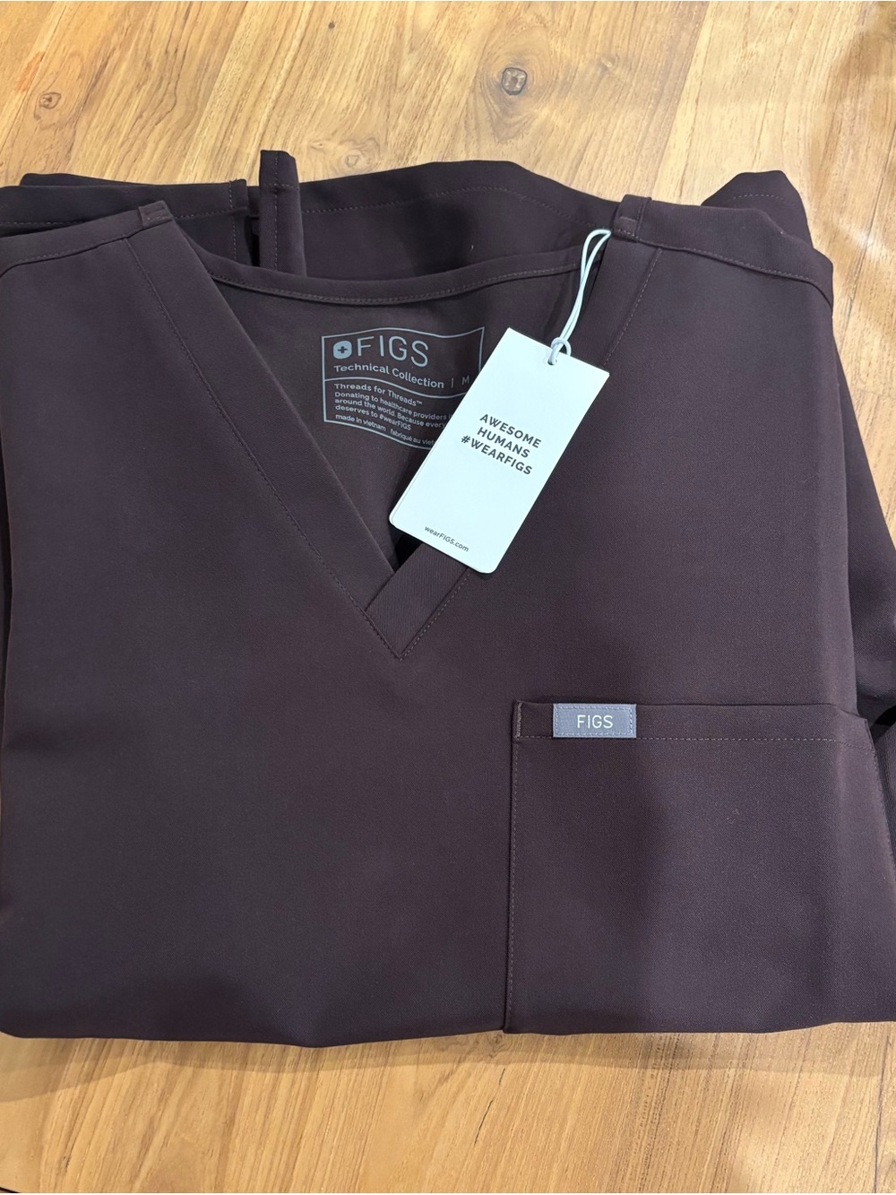 FIGS V-Neck Catarina Top in Espresso-Med